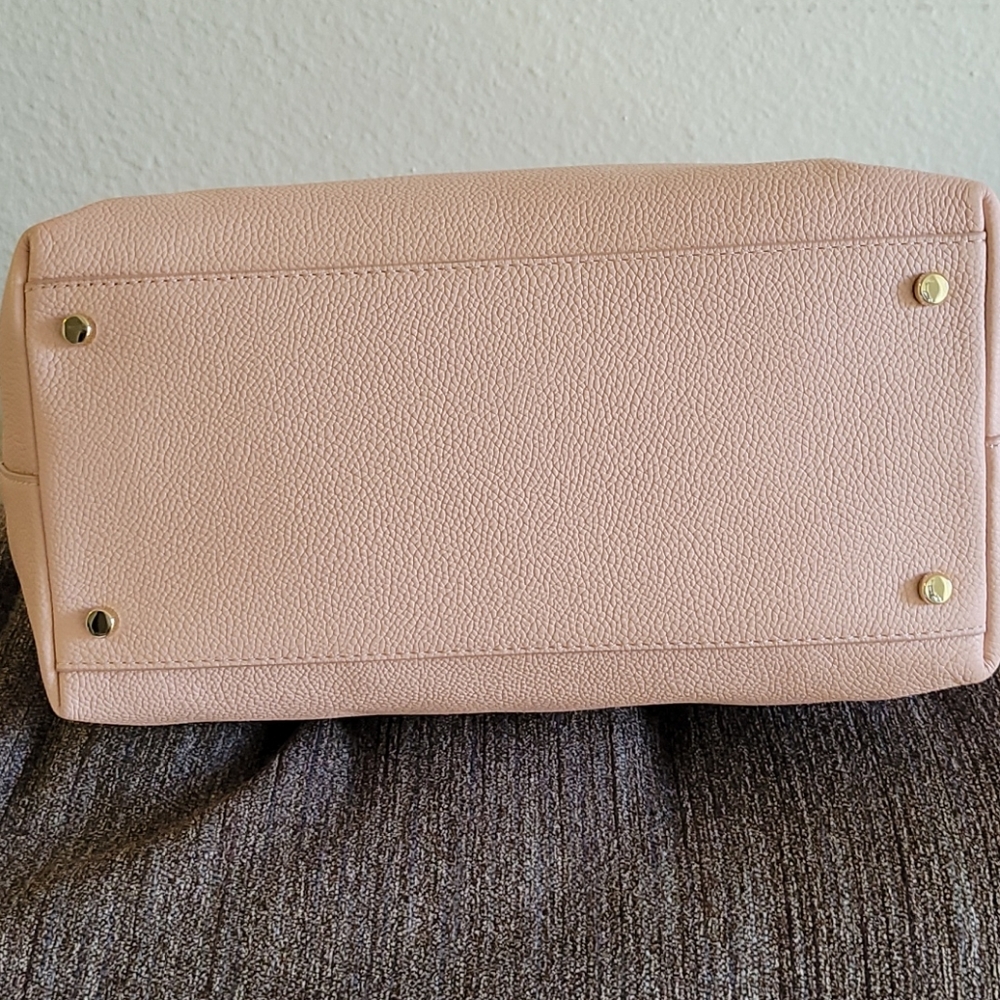 💖SALE! 💖Kate Spade Larchmont Tote - Picture 2 of 3
